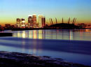 canary wharf across river21